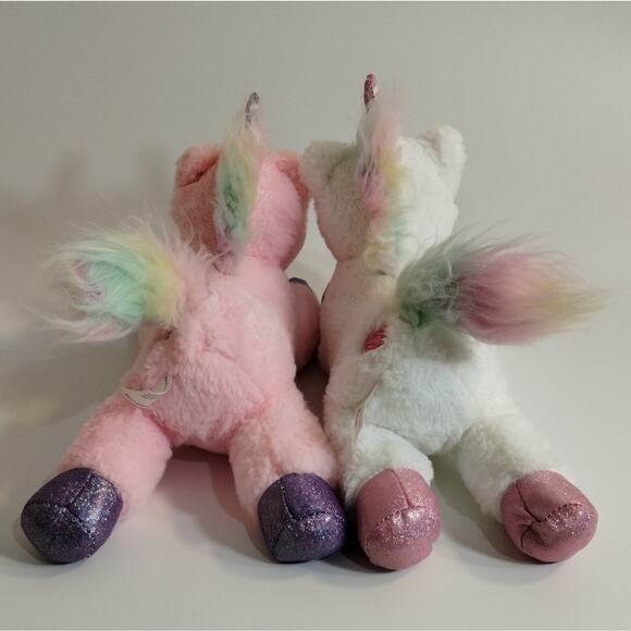 Six Flags Exclusive Unicorns Pink Purple Hooves Rainbow Mane Flat Lay Plush 2ct - Picture 6 of 9